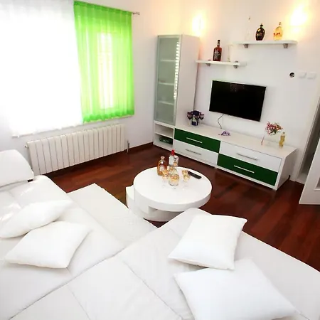Apartamento Nakir *