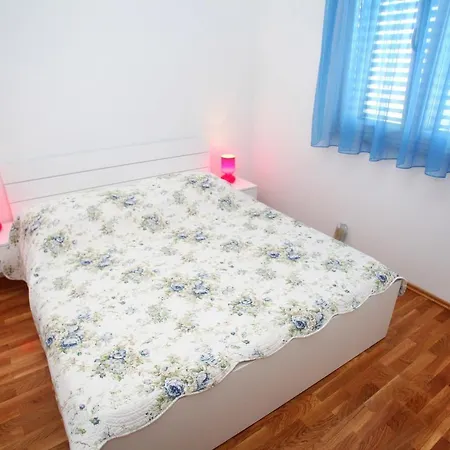 Apartamento Nakir Slatine