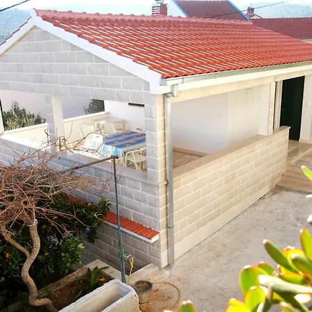 Apartman Nakir Slatine