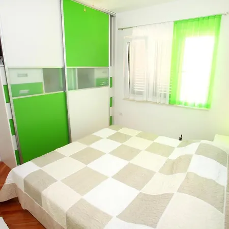 Nakir Appartement *