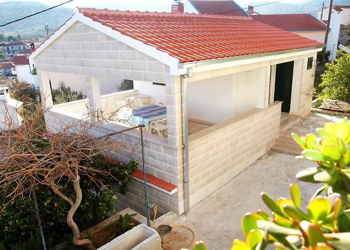 Apartman Nakir Slatine